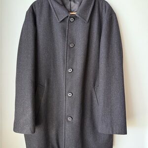 Perry Ellis Men's Black Coat